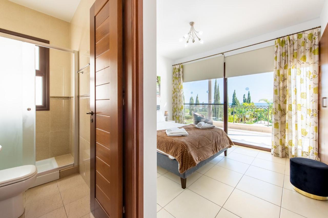 Sea Front Oceanus H2 By Ezoria Villas Ayia Napa Eksteriør billede