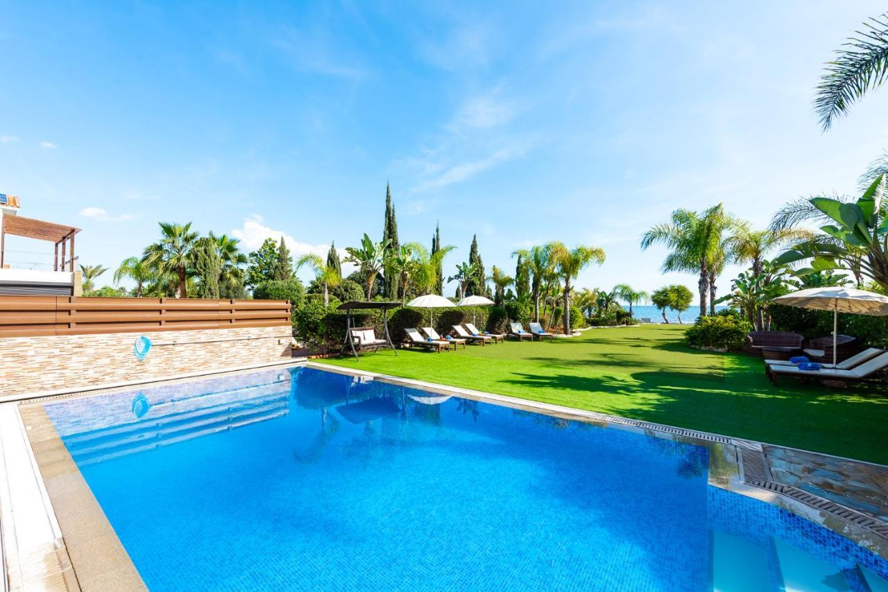 Sea Front Oceanus H2 By Ezoria Villas Ayia Napa Eksteriør billede